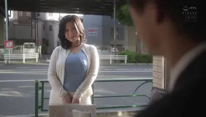 Chồng yếu không làm lên đỉnh, vợ lên mạng tìm trai trẻ địt khỏe
