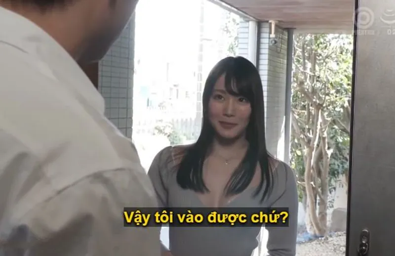 Chàng trai giàu có bên cạnh bị cô em gái xinh đẹp mới lấy chồng mới chuyển đến dụ dỗ làm tình.